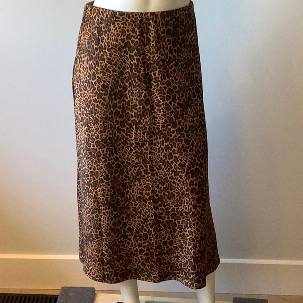 GAP Animal Print Skirt in Brown and Black, size M - FTTS